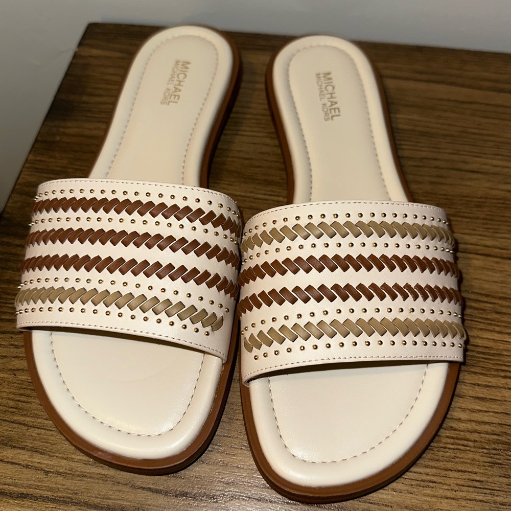 Women’s Michael Kors Sandals Sz 8